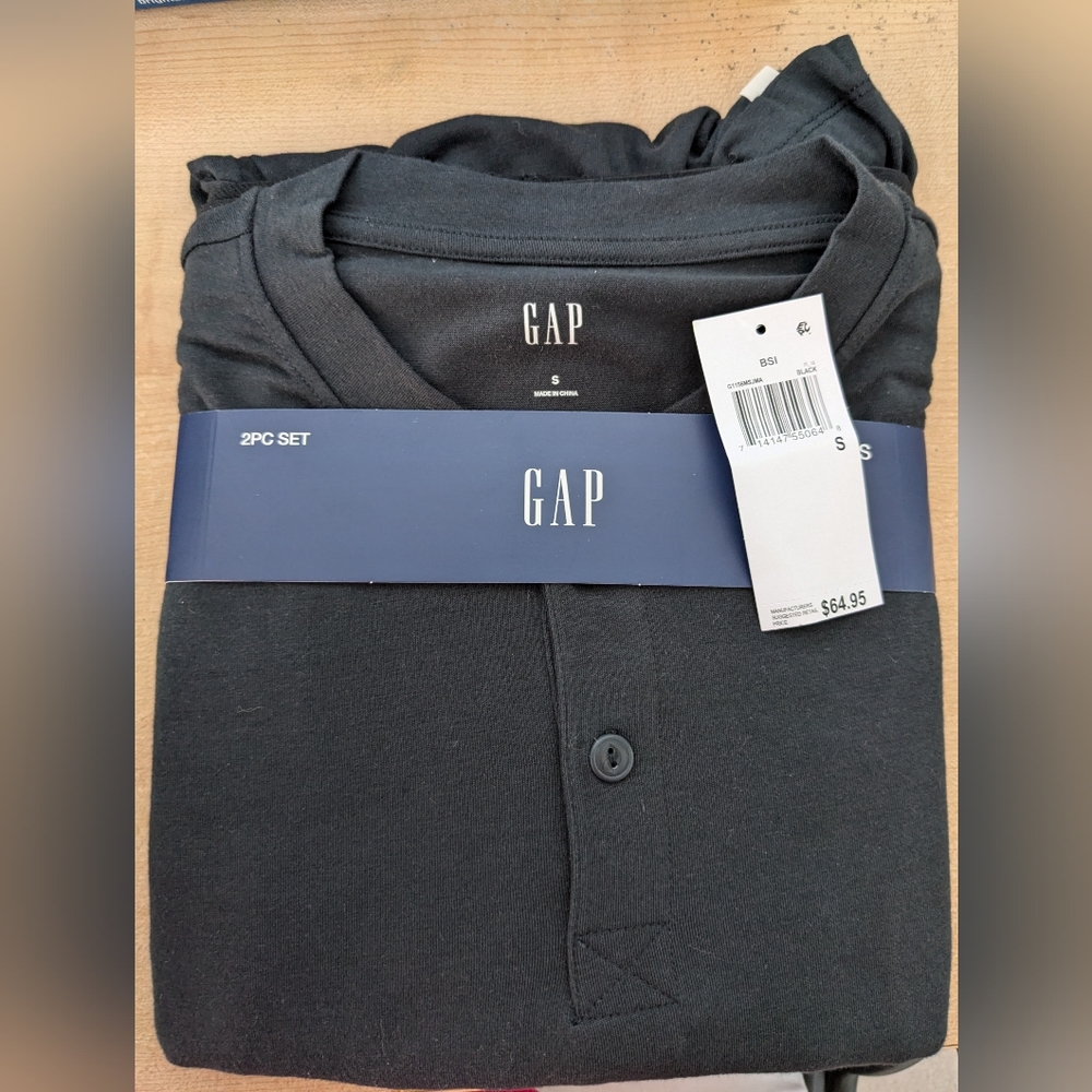 Men's Pajama Set and Additional T-Shirt